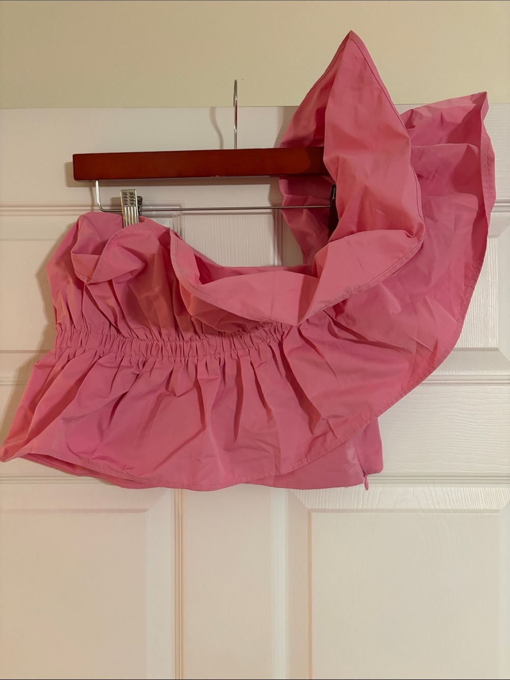 AEL Amy Enjoy Life Pink One Shoulder Ruffle Crop Top Statement Blouse